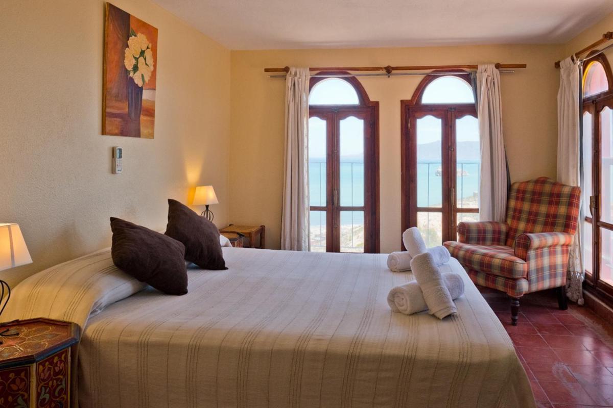Casa Paca Alhucemas Guesthouse B&B Bagian luar foto